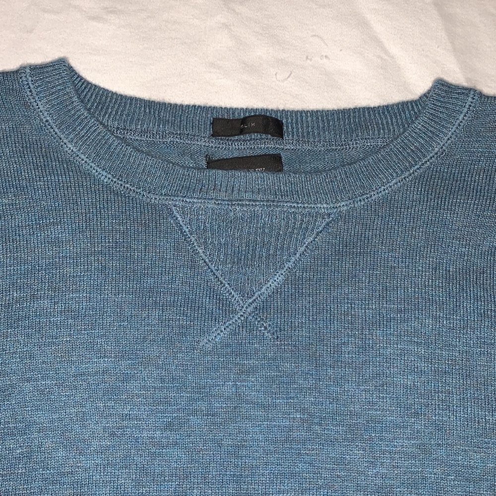 Sweater - Picture 2 of 4